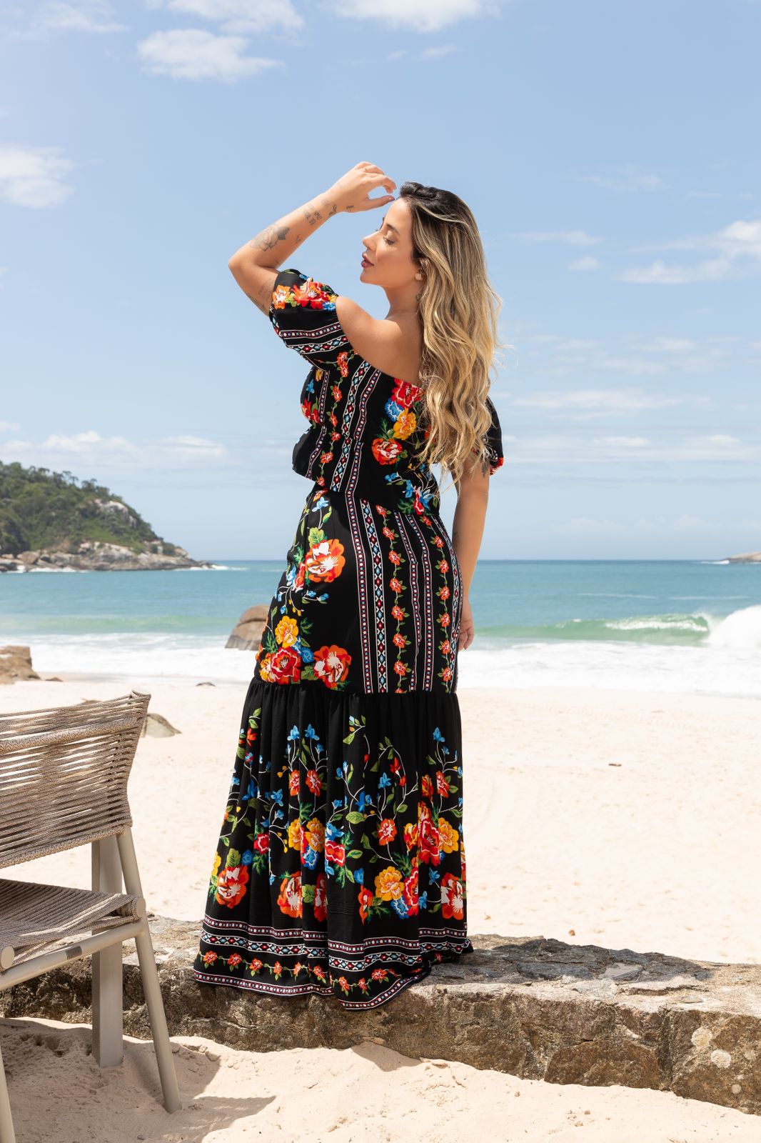 Conjunto em viscose estampada de saia longa