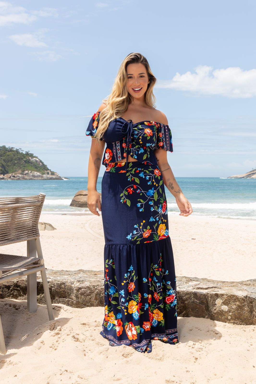 Conjunto em viscose estampada de saia longa