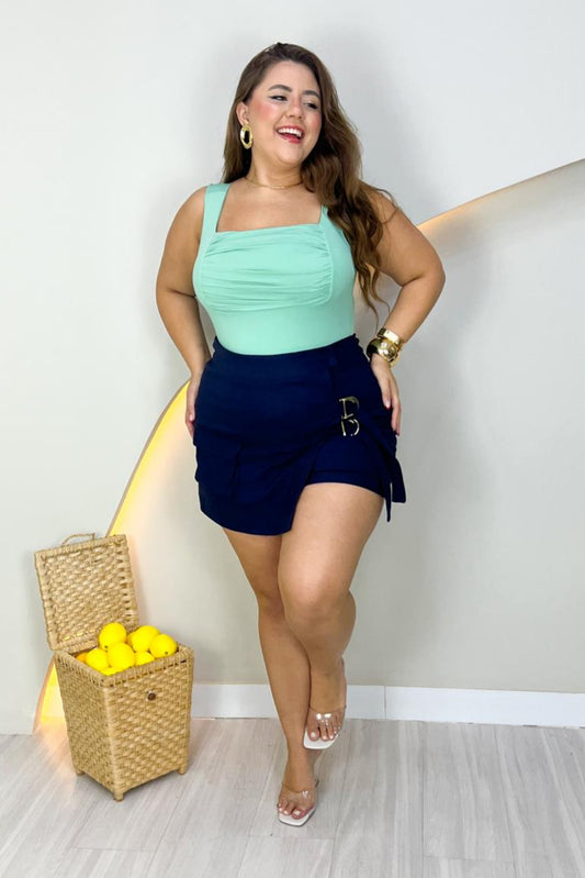 Short/saia de bengaline com detalhe de meia lua